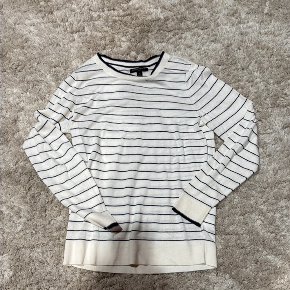 Banana Republic Striped Long Sleeve lightweight